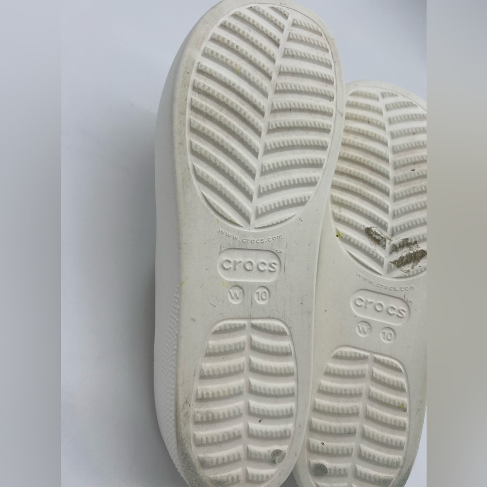 Crocs Classic White Platform Summer Slide Sandals with Silver Chain & Rhinestone - Picture 13 of 15